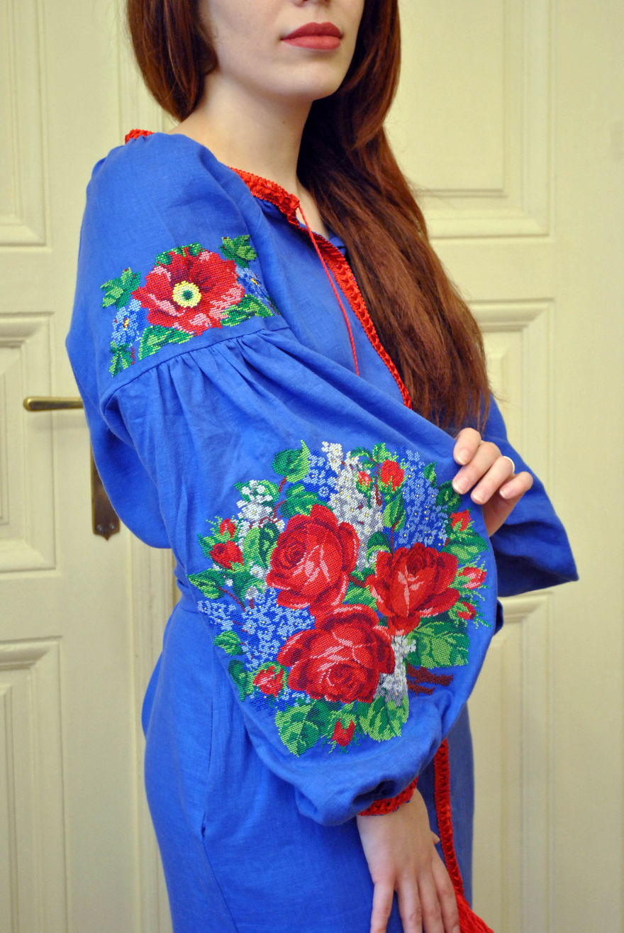 I Create This Beautiful Embroidered Dresses And Blouses For Everyone And To Any Size.