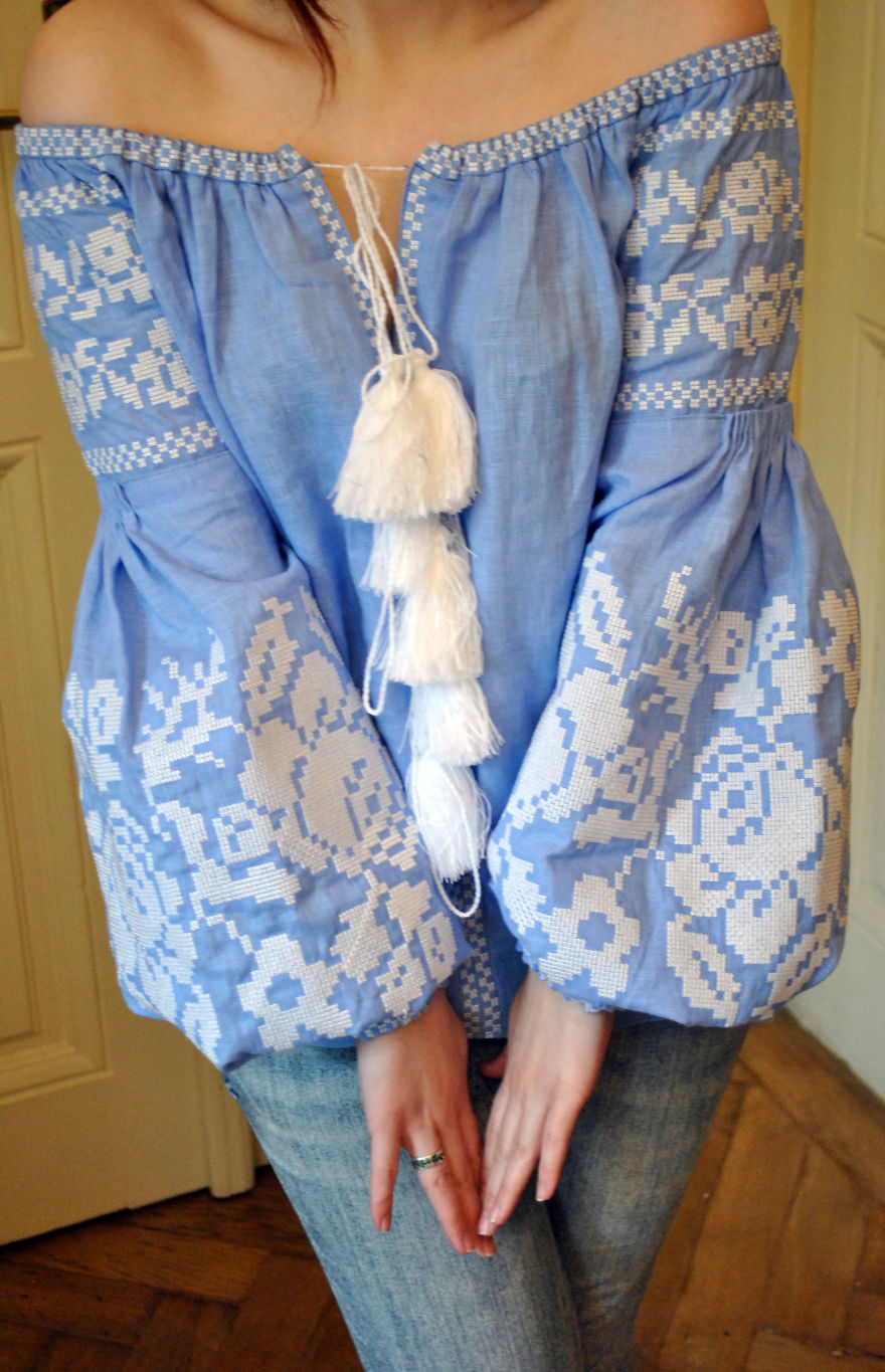 I Create This Beautiful Embroidered Dresses And Blouses For Everyone And To Any Size.