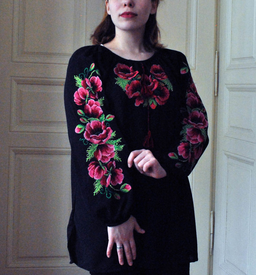 I Create This Beautiful Embroidered Dresses And Blouses For Everyone And To Any Size.