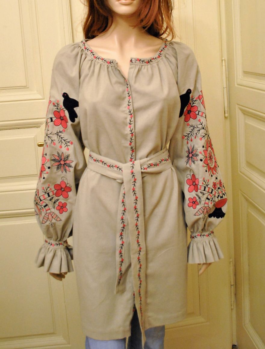 I Create This Beautiful Embroidered Dresses And Blouses For Everyone And To Any Size.