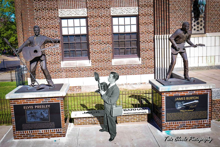 Photographers Blend The Past With The Present By Bringing Elvis Presley Back To The Spot Where He Started Photographers Blend The Past With The Present By Bringing Elvis Presley Back To The Spot Where He Started