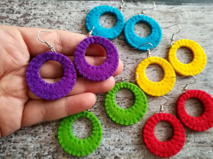 I Create Colorful And Lightweight Earrings From Wool Felt Fabric I Create Colorful And Lightweight Earrings From Wool Felt Fabric