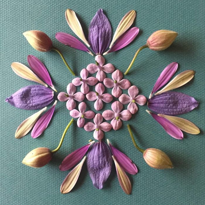I Create Mandalas Out Of Nature Materials As A Way Of Meditation