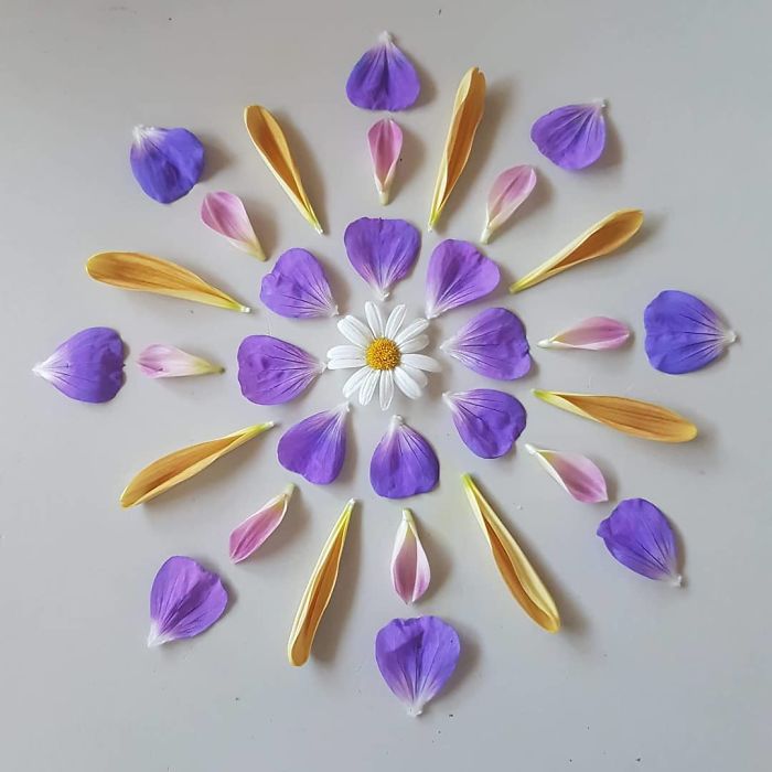 I Create Mandalas Out Of Nature Materials As A Way Of Meditation