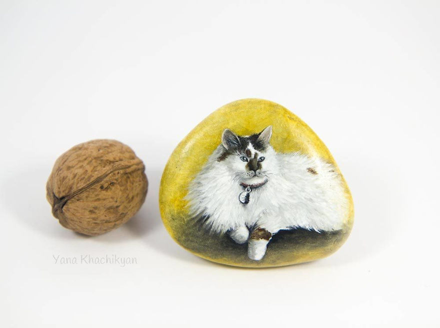 I Create Miniature Paintings On Stones And Other Surfaces
