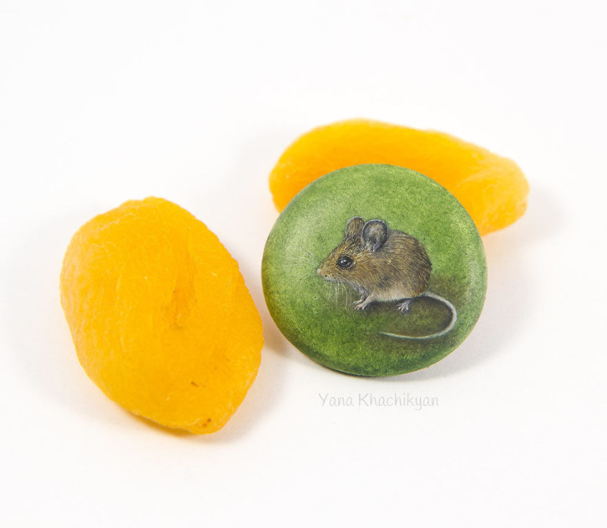 I Create Miniature Paintings On Stones And Other Surfaces