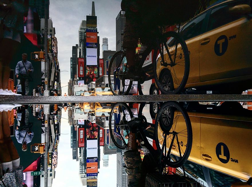 You´ve Never Seen Nyc Like This. I Caputred
the Parallel Worlds Of New York City Through Puddles You´ve Never Seen Nyc Like This. I Caputred
the Parallel Worlds Of New York City Through Puddles