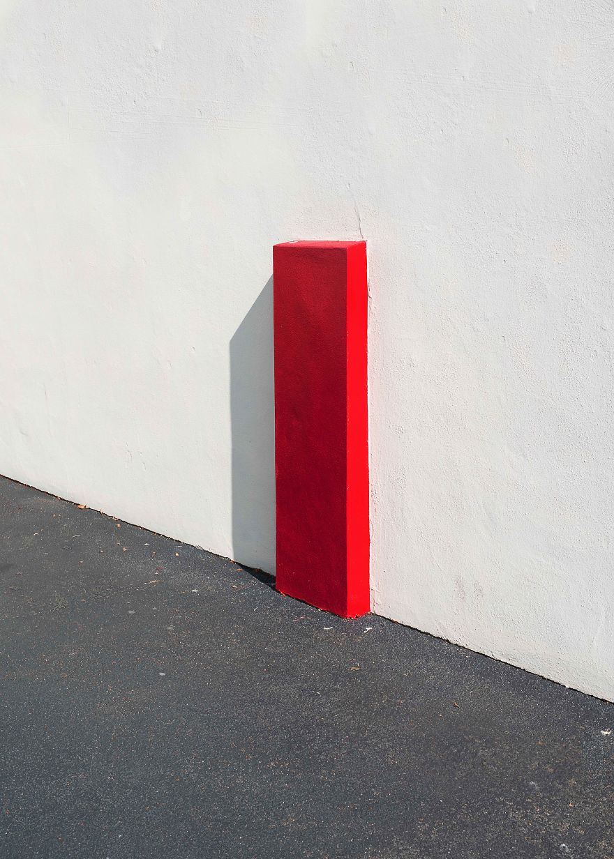 Spatial Visions - An Exploration Of Human Loneliness With A Visual Atmosphere