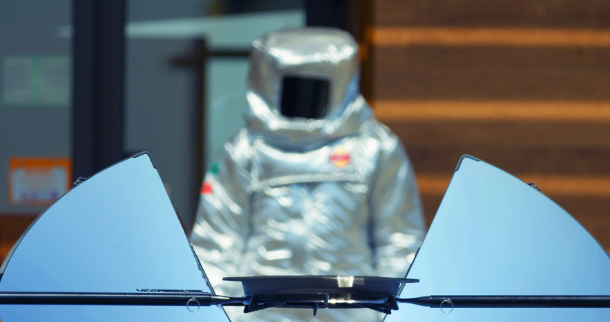 One Small Step To The Grill, One Giant Leap For Burgerkind - Burger King Found A Way To Sun-Grill A Whopper One Small Step To The Grill, One Giant Leap For Burgerkind - Burger King Found A Way To Sun-Grill A Whopper