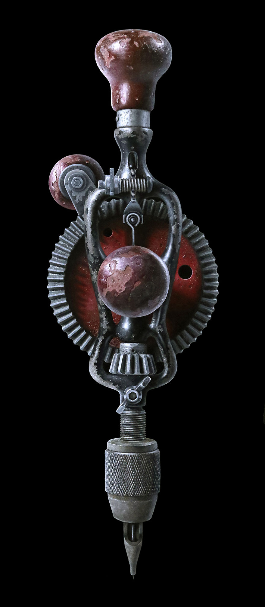 I Paint Hyperrealistic Oil Paintings Of Strange Antiques That Never Existed