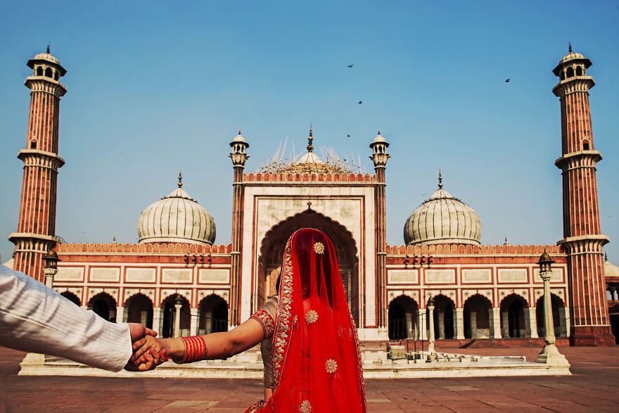 Chinese Couple Came To India For His Pre-Wed Shoot