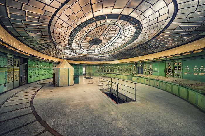 The Beauty Of Abandonment Captured By A Photographer