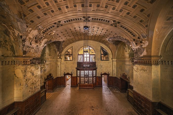 The Beauty Of Abandonment Captured By A Photographer