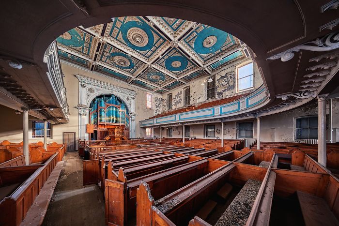 The Beauty Of Abandonment Captured By A Photographer