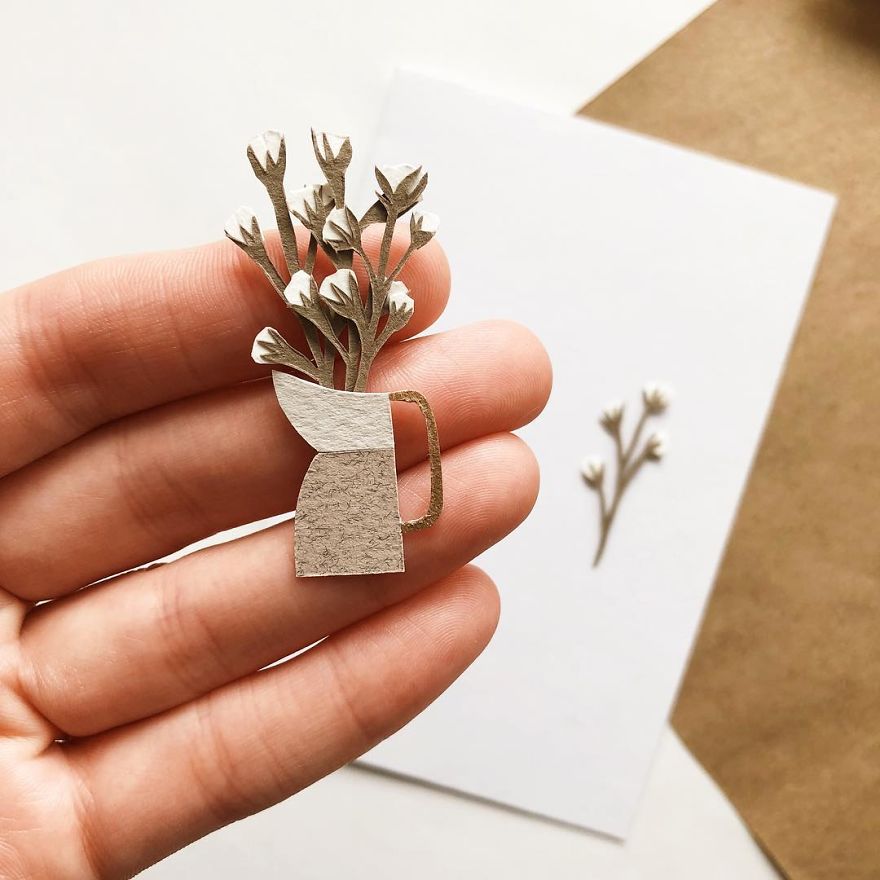 Russian Artist Creates Intricate Paper Plants Without Using Scissors Russian Artist Creates Intricate Paper Plants Without Using Scissors
