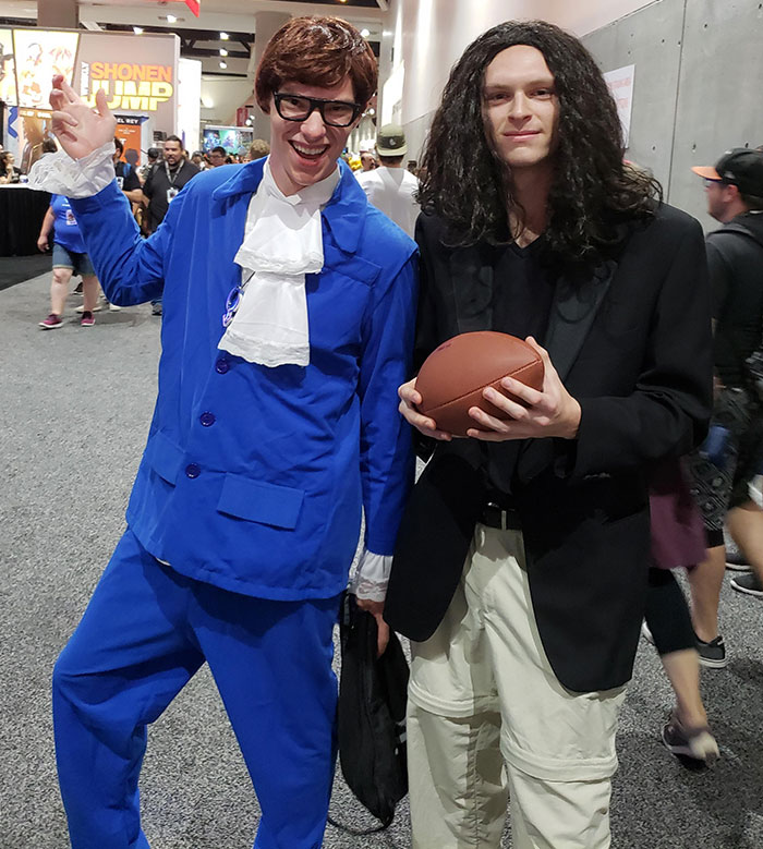 Austin Powers And Tommy Wiseau