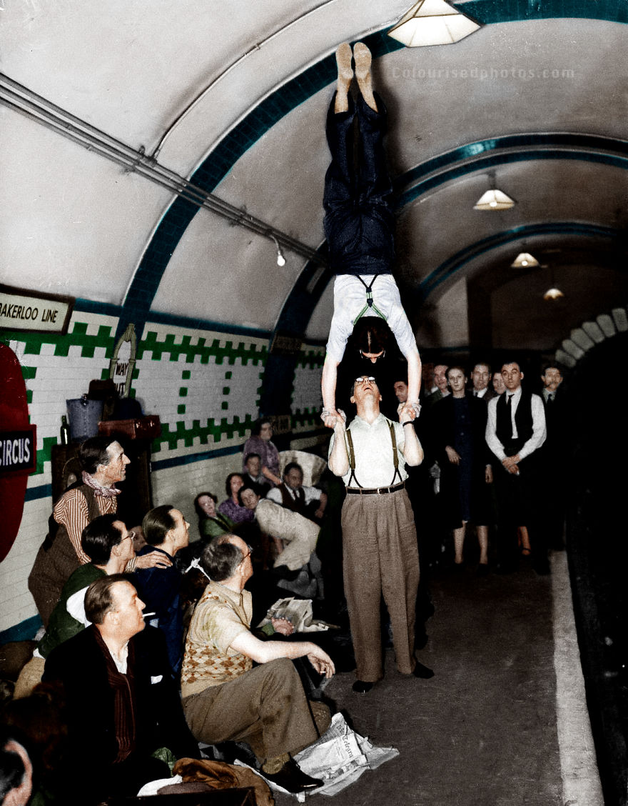 I Bring Old Photos Of The London Underground During The 1940-1941 Blitz Back To Life I Bring Old Photos Of The London Underground During The 1940-1941 Blitz Back To Life