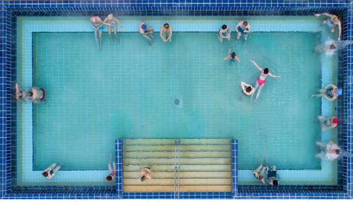 I Display The Iconic, 100-Year-Old Gellért Thermal Baths Through Startling Pairs Of Pictures