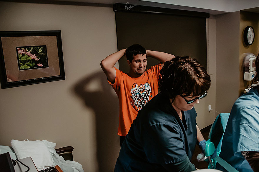 Everyone Thought This Man Was Crying Because Of His Newborn Son Until He Revealed The Real Reason Everyone Thought This Man Was Crying Because Of His Newborn Son Until He Revealed The Real Reason