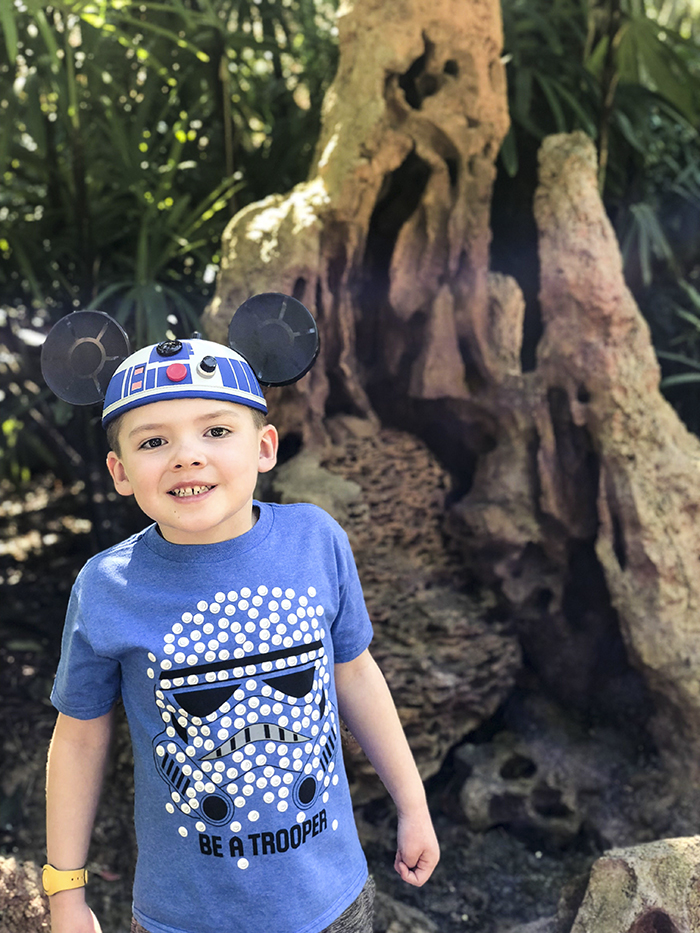 father son selling snow cones business Emmett (15)