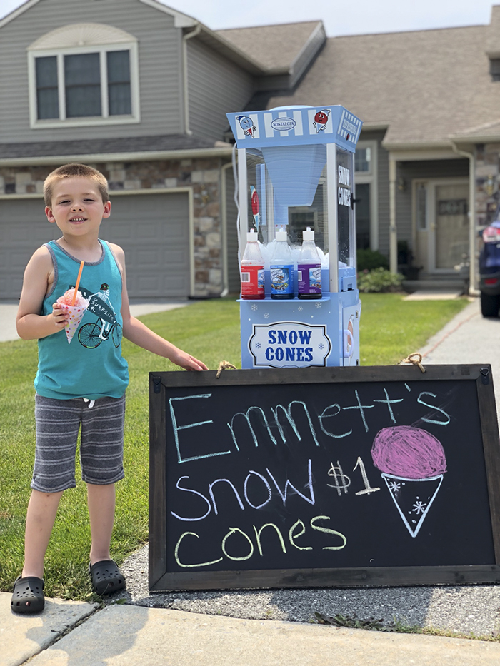 father son selling snow cones business Emmett (4) father son selling snow cones business Emmett (4)