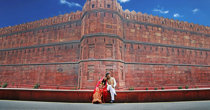 Chinese Couple Came To India For His Pre-Wed Shoot