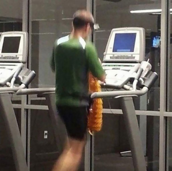 So I'm At The Gym... And This Guy Starts Knitting