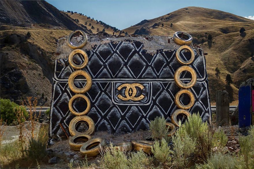 Street Artist Creates ‘Valley Of Secret Values’ By Transforming Crumbling Concrete Structures Into Designer Bags Street Artist Creates ‘Valley Of Secret Values’ By Transforming Crumbling Concrete Structures Into Designer Bags