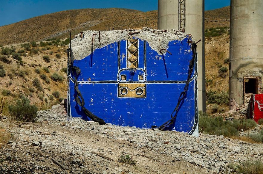 Street Artist Creates &lsquo;Valley Of Secret Values&rsquo; By Transforming Crumbling Concrete Structures Into Designer Bags