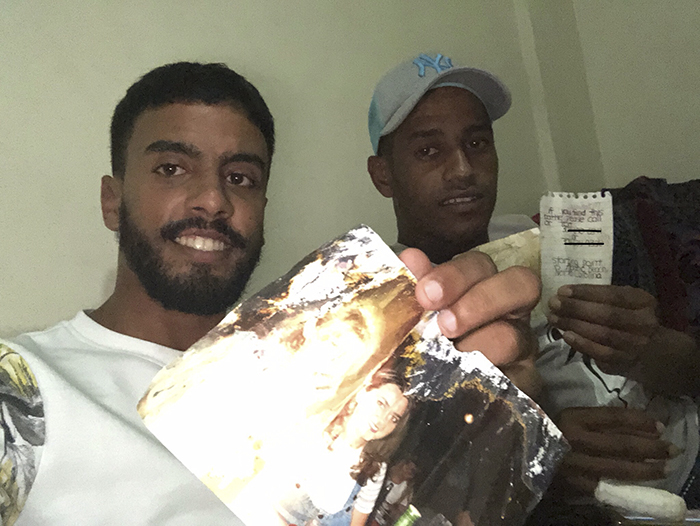 message-in-a-bottle-mother-picture-atlantic-beach-morocco (9)