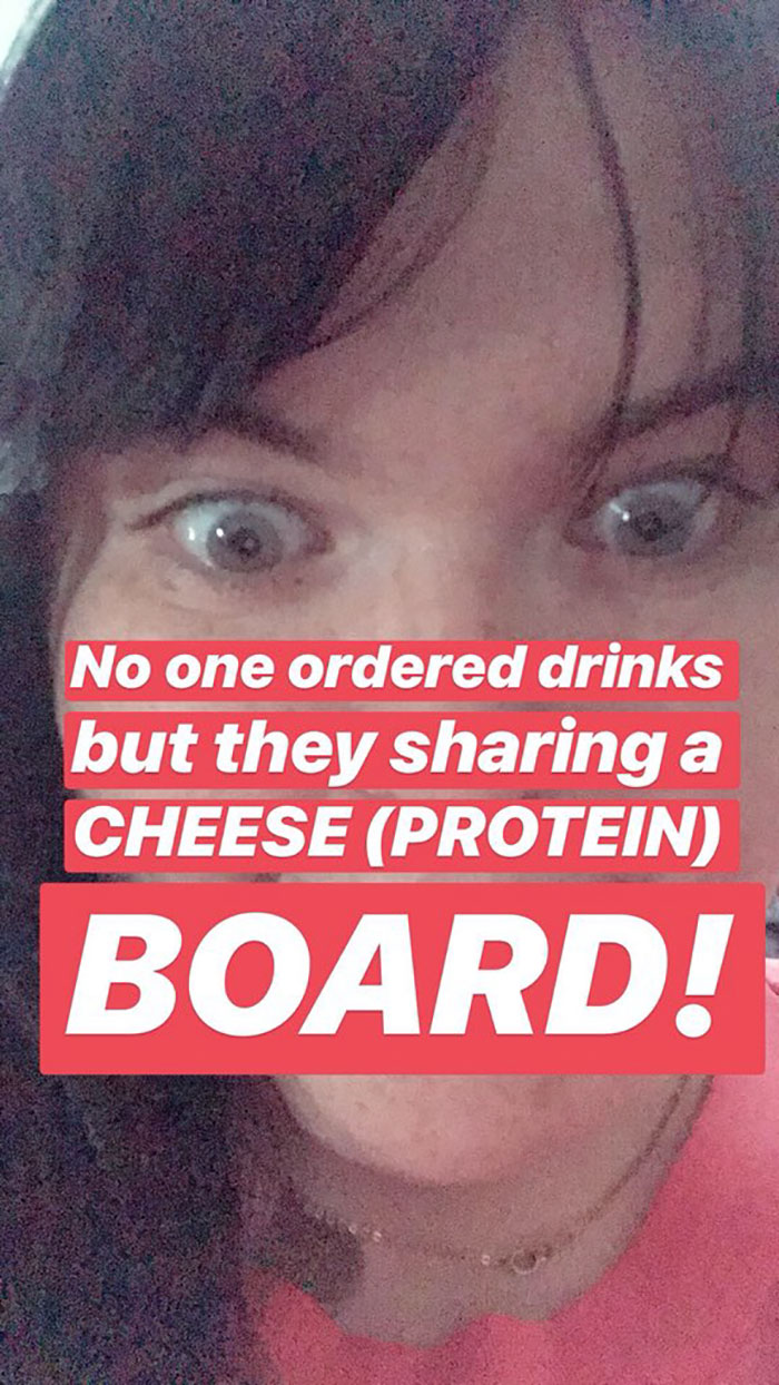 Woman Live-Tweets Two Complete Strangers Flirting On A Plane, Doesn't Expect It Would Escalate Like This Woman Live-Tweets Two Complete Strangers Flirting On A Plane, Doesn't Expect It Would Escalate Like This