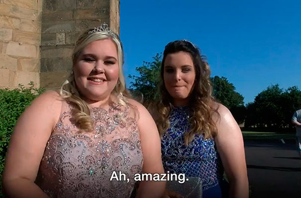 A Girl Who’s Been Bullied Since She Was 7 Storms The Prom With The Most Badass Escort A Girl Who’s Been Bullied Since She Was 7 Storms The Prom With The Most Badass Escort