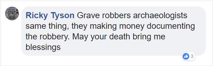 Archaeologists Found A Massive Black Coffin In Egypt, And The Internet Is Freaking Out Archaeologists Found A Massive Black Coffin In Egypt, And The Internet Is Freaking Out