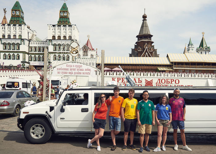 Internet Is Applauding The Genius Way These Activists Troll Russia&rsquo;s Anti-Gay Laws