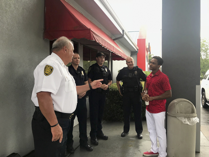 walks-first-day-work-20-miles-ceo-car-walter-carr (12)