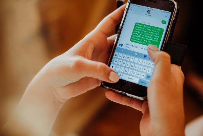 Bride Sends Her Brother For 'First Look' Instead Of Her, And The Groom's Reaction Is Priceless Bride Sends Her Brother For 'First Look' Instead Of Her, And The Groom's Reaction Is Priceless