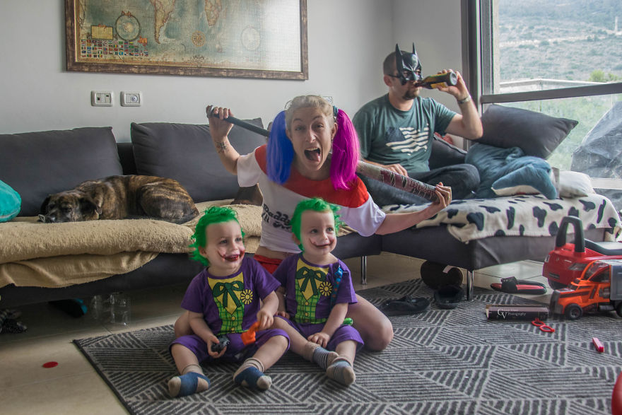 Harley Quinn And Two Small Jokers