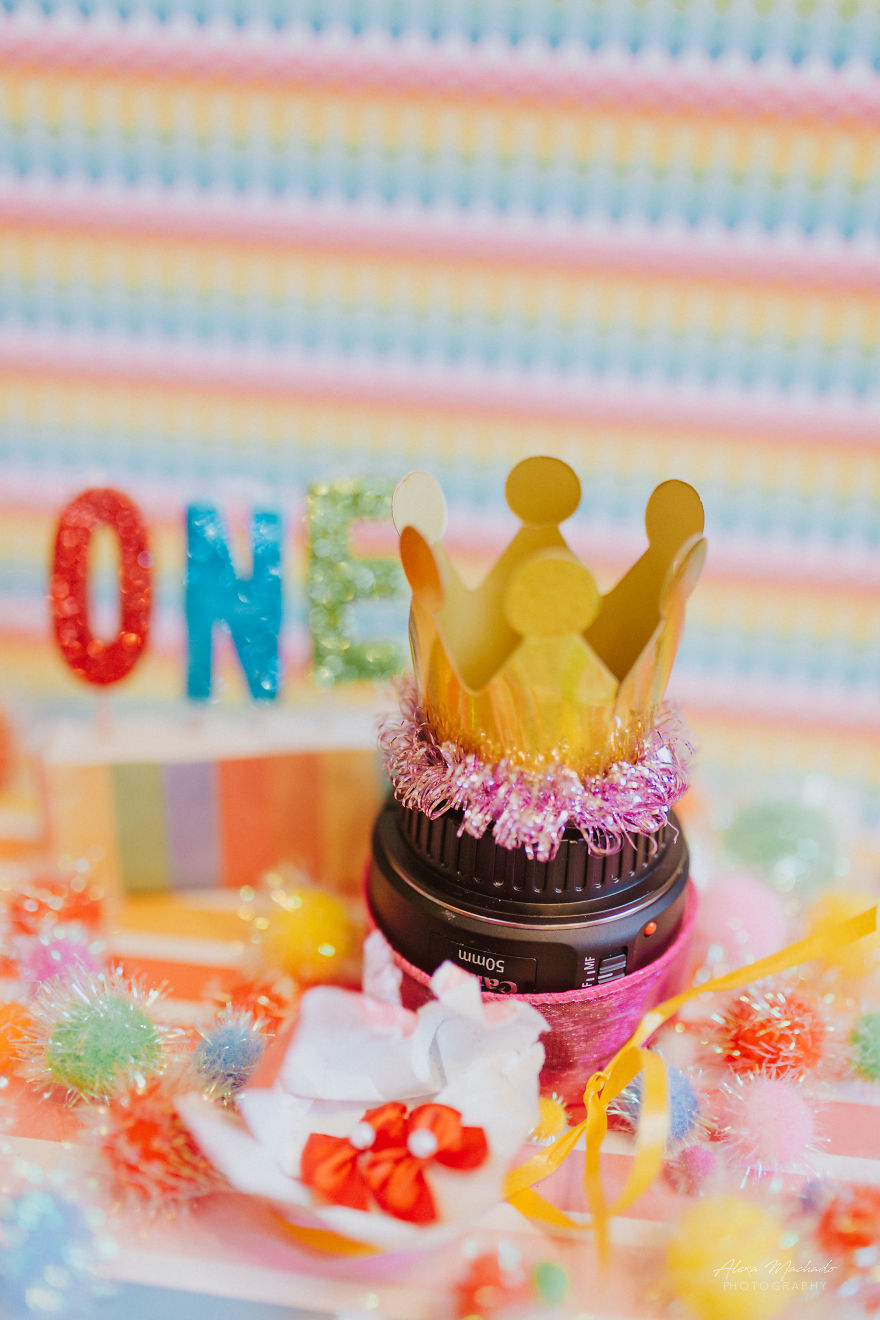 I Took Cake Smash Photos For My Lens's First Birthday And The Results Are Hilarious! I Took Cake Smash Photos For My Lens's First Birthday And The Results Are Hilarious!