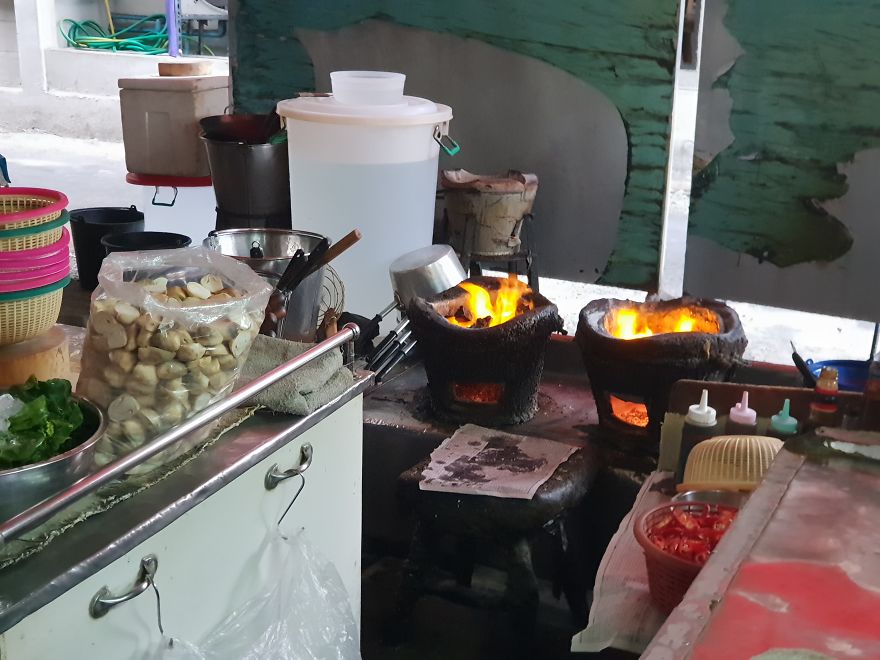I Went To Bangkok Just To Try This 70+ Year Old Chef's Street Food Which Received A Michelin Star I Went To Bangkok Just To Try This 70+ Year Old Chef's Street Food Which Received A Michelin Star