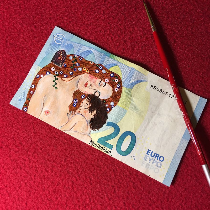 Mari Roldán The Young Artist Who Paints On Money
