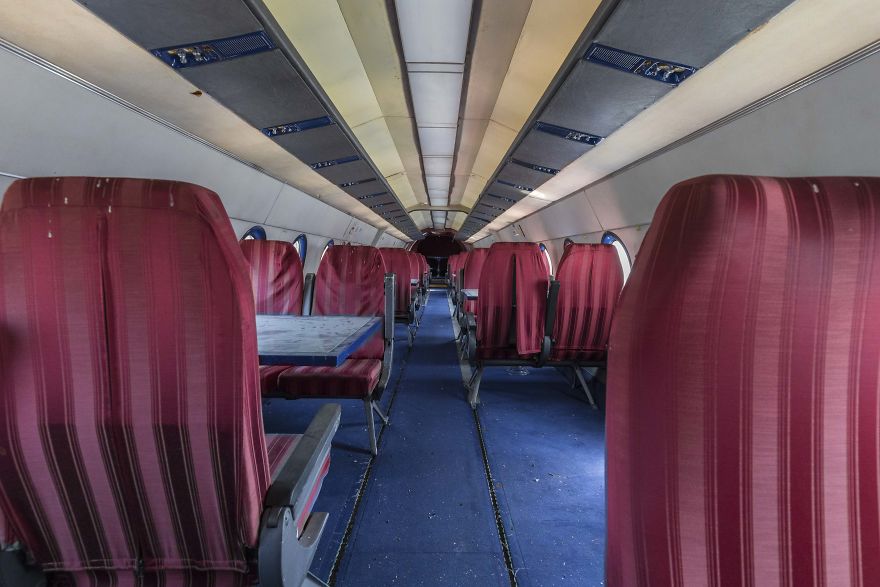 I Found An Abandoned Airplane I Found An Abandoned Airplane