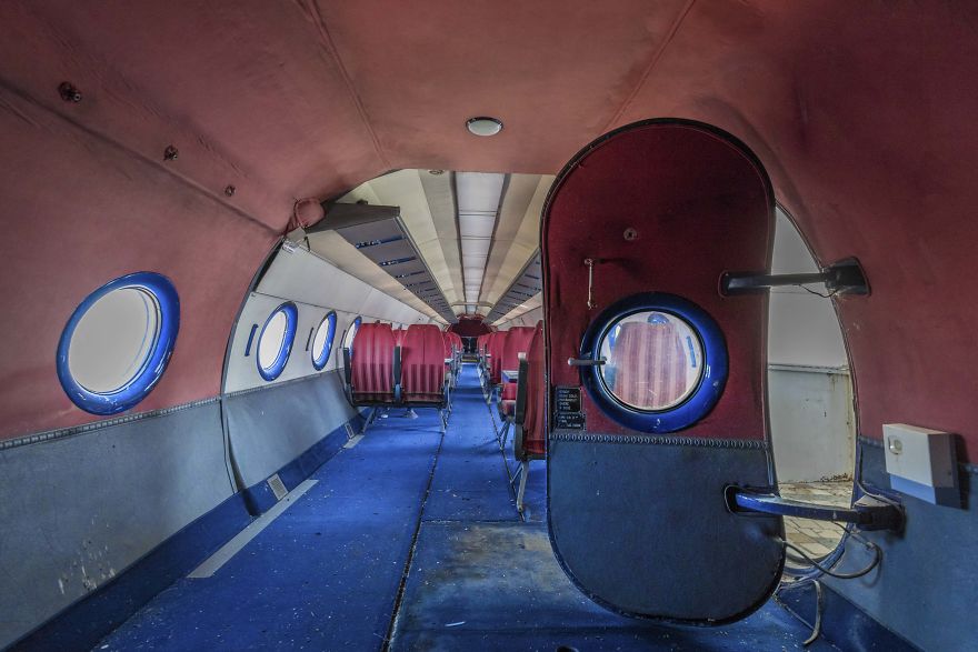 I Found An Abandoned Airplane I Found An Abandoned Airplane