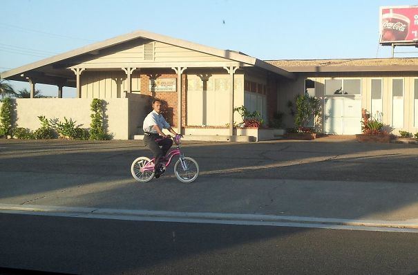 Saw This Man Giving No Fucks On My Way To Work