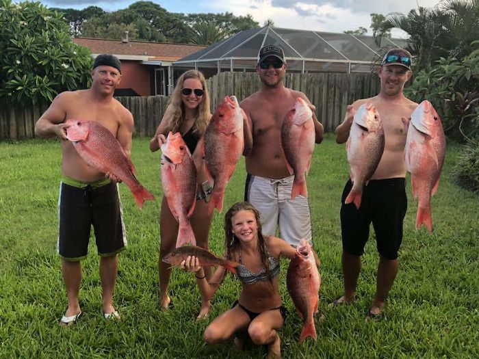 This Pic Of My Friends Catch Today Looks Like A Bad Photoshop Job