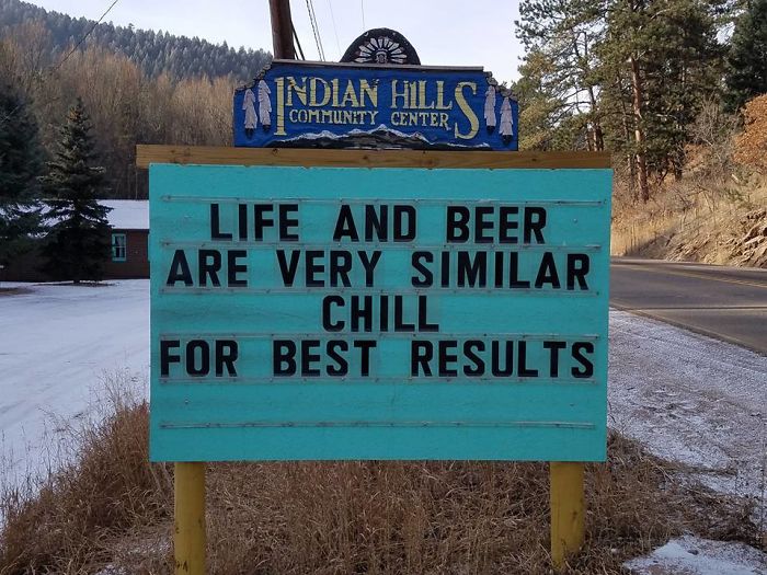 Indian Hills Sign