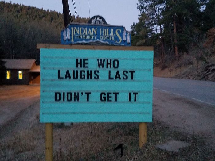 Indian Hills Sign