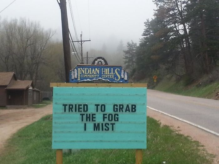 Indian Hills Sign