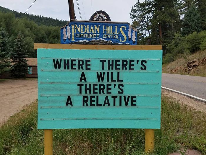 Indian Hills Sign