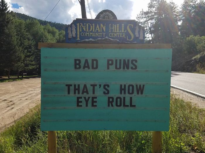 Indian Hills Sign