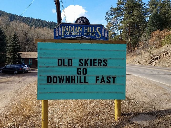 Indian Hills Sign